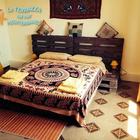 La Terrazza Sul Mar Mediterraneo Bed & Breakfast 3*