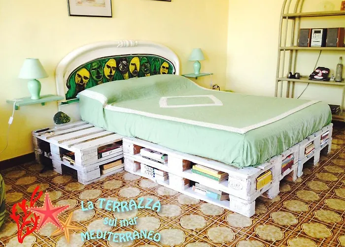 La Terrazza Sul Mar Mediterraneo Bed & Breakfast