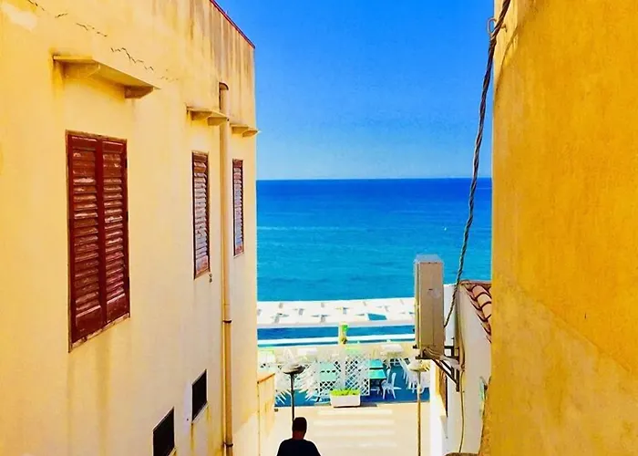 La Terrazza Sul Mar Mediterraneo